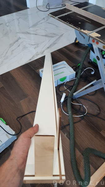 как готовился  наличник , паз 4мм. под дальнейший добор