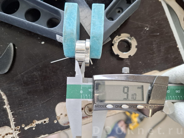 немного технички.